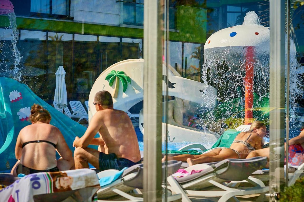 Aquamarin 2BD apt Spa n Pools ALEZZI Beach resort Năvodari Exterior foto