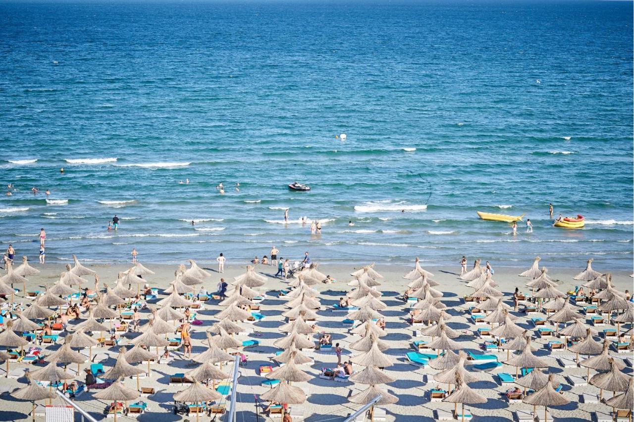 Aquamarin 2BD apt Spa n Pools ALEZZI Beach resort Năvodari Exterior foto