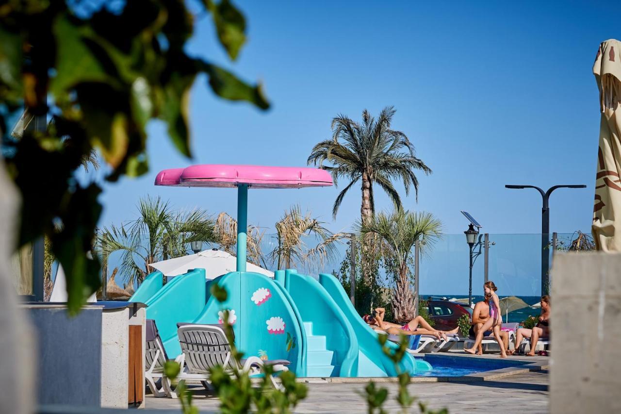 Aquamarin 2BD apt Spa n Pools ALEZZI Beach resort Năvodari Exterior foto